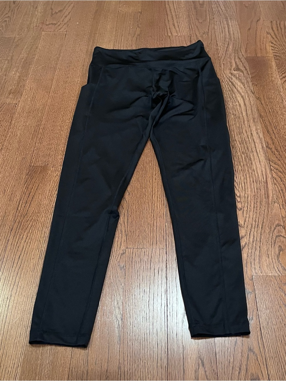 ⭐black athletic leggings medium